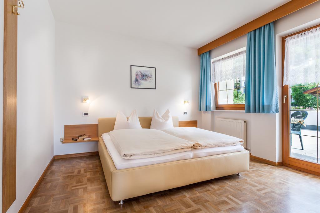 Residence Schnatzhof Silandro Pokój zdjęcie